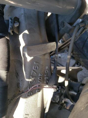 5VPSW36N1B3003956 - 2011 VICTORY MOTORCYCLES VISION TOUR GRAY photo 10