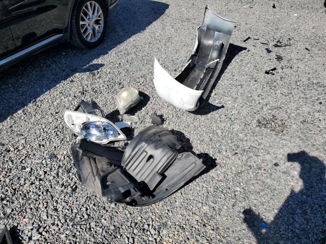 2T1KR32EX8C720397 - 2008 TOYOTA COROLLA MA XR WHITE photo 12