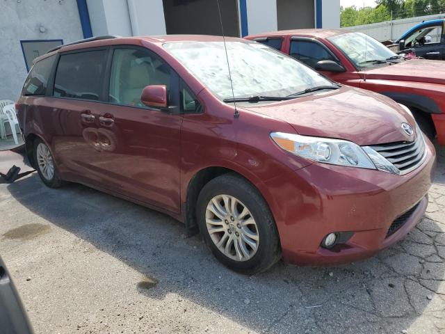 5TDYK3DC8ES423643 - 2014 TOYOTA SIENNA XLE MAROON photo 4