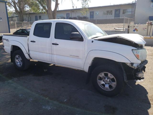 3TMJU4GN5EM165239 - 2014 TOYOTA TACOMA DOUBLE CAB PRERUNNER WHITE photo 4