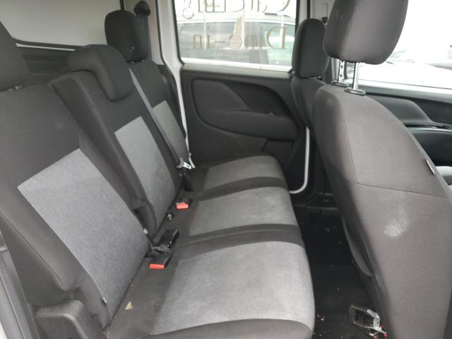 ZFBERFBB7H6E31947 - 2017 RAM PROMASTER SLT Blanc photo 11