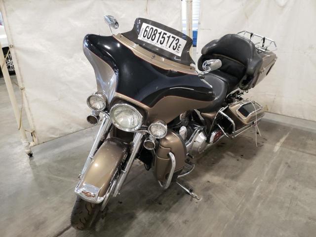 1HD1FCW134Y616219 - 2004 HARLEY-DAVIDSON FLHTCUI 棕色 照片 2