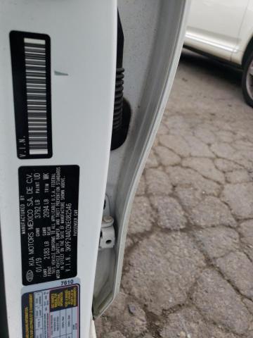 3KPF24AD2KE082546 - 2019 KIA FORTE FE თეთრი ფოტო 12