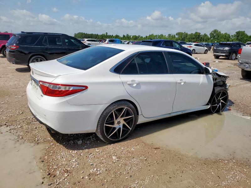 4T1BK1FKXGU569891 - 2016 TOYOTA CAMRY XSE WHITE photo 3