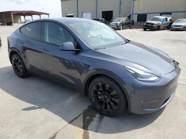 7SAYGDED7PF950193 - 2023 TESLA MODEL Y GRAY photo 4