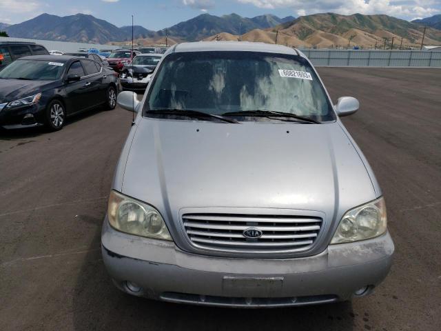 KNDUP131836478045 - 2003 KIA SEDONA EX SILVER photo 5