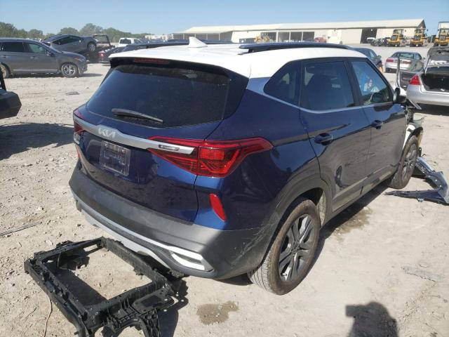 KNDEU2AA3N7255141 - 2022 KIA SELTOS S BLUE photo 4