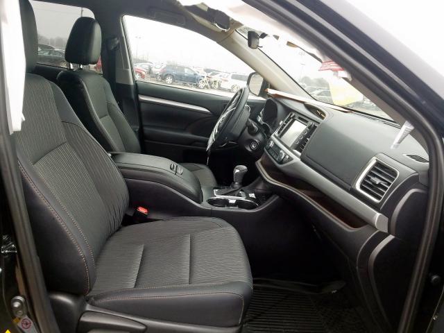 5TDBZRFH0KS701377 - 2019 TOYOTA HIGHLANDER LE  photo 5