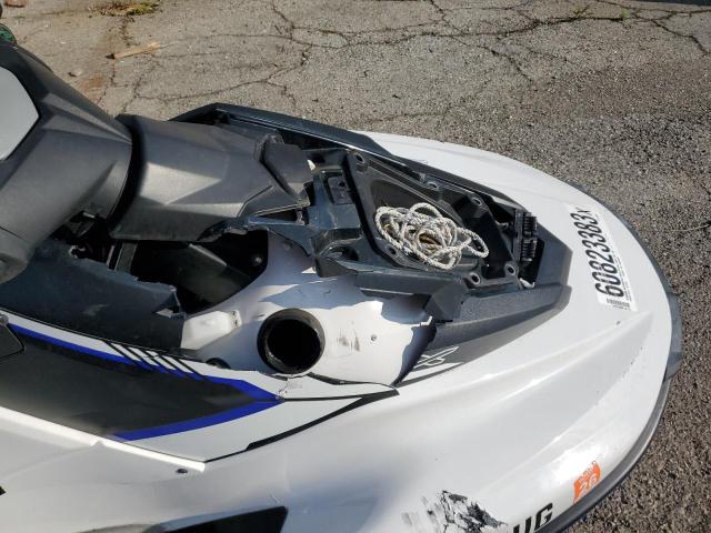 YAMA0336F818 - 2018 YAMAHA JETSKI WHITE photo 9