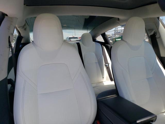 5YJ3E1EB1JF100691 - 2018 TESLA MODEL 3 RED photo 10