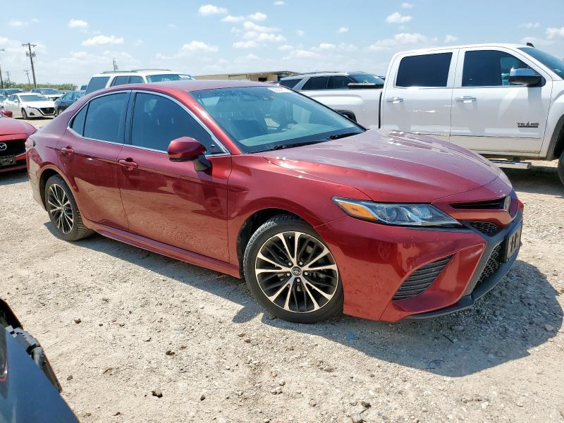4T1B11HK3JU620137 - 2018 TOYOTA CAMRY L Qırmızı foto 4