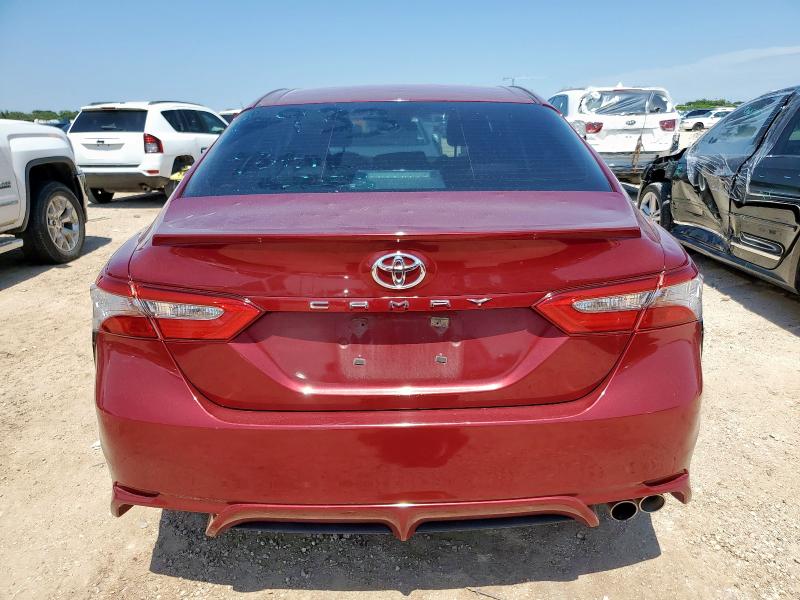 4T1B11HK3JU620137 - 2018 TOYOTA CAMRY L Qırmızı foto 6