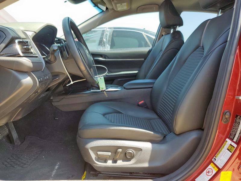 4T1B11HK3JU620137 - 2018 TOYOTA CAMRY L Qırmızı foto 7