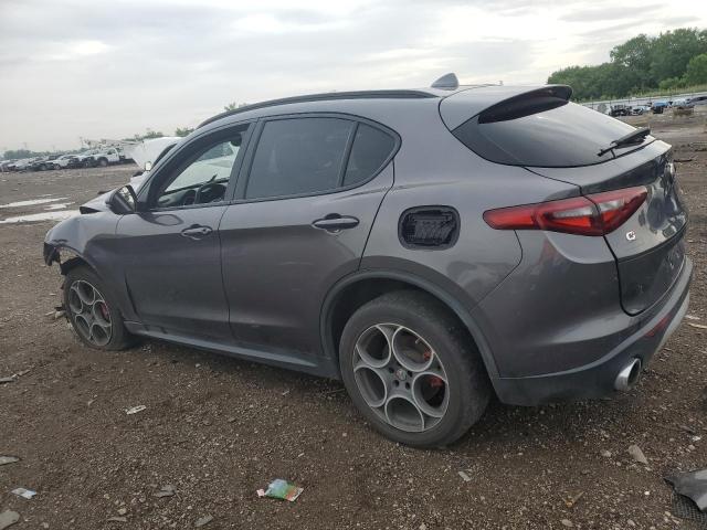 ZASFAKPN9J7B85976 - 2018 ALFA ROMEO STELVIO SPORT ნაცრისფერი ფოტო 2