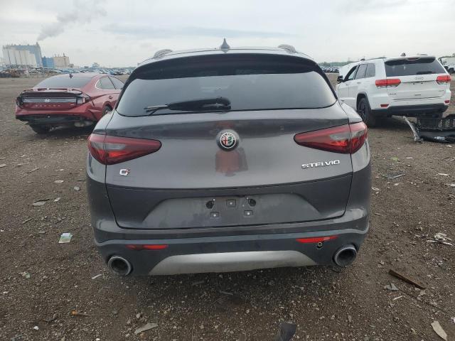 ZASFAKPN9J7B85976 - 2018 ALFA ROMEO STELVIO SPORT ნაცრისფერი ფოტო 6