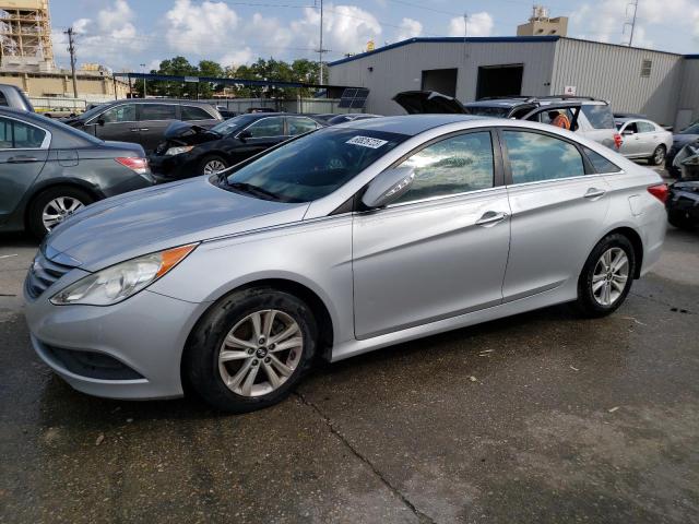 5NPEB4AC2EH838010 - 2014 HYUNDAI SONATA GLS SILVER photo 1