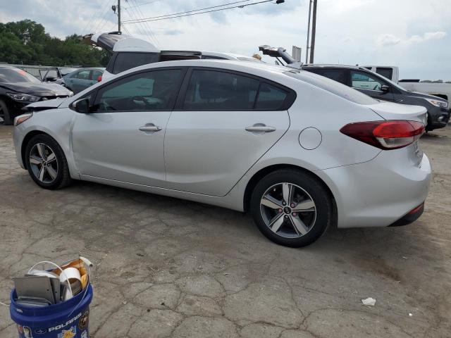 3KPFL4A72JE194995 - 2018 KIA FORTE LX SILVER photo 2