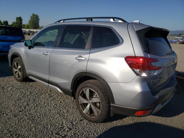 JF2SKAXC9MH580141 - 2021 SUBARU FORESTER TOURING SILVER photo 2