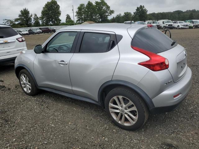 JN8AF5MV2DT209710 - 2013 NISSAN JUKE S SILVER photo 2