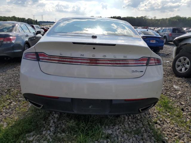 3LN6L2G97FR628417 - 2015 LINCOLN MKZ WHITE photo 6