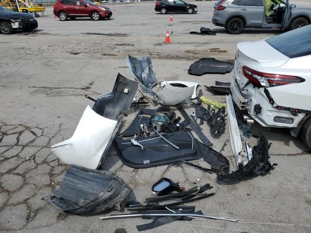 4T1K61AK7RU841344 - 2024 TOYOTA CAMRY XSE أبيض صورة 12