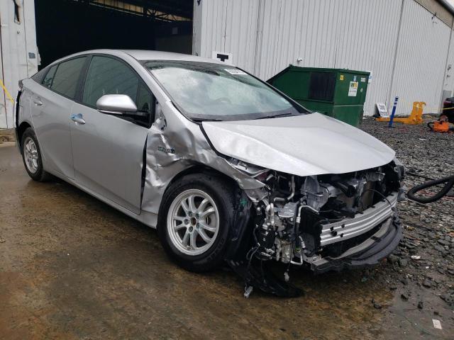 JTDKARFP1J3103281 - 2018 TOYOTA PRIUS PRIM 银色 照片 4