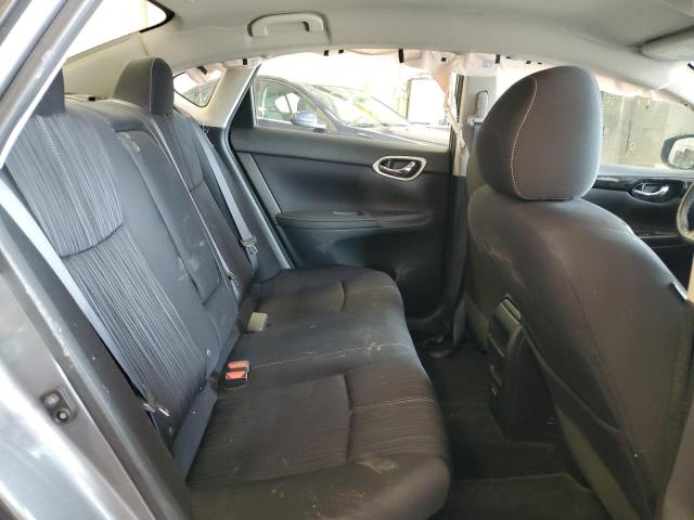 3N1AB7AP7JY288208 - 2018 NISSAN SENTRA S Grau Foto 10