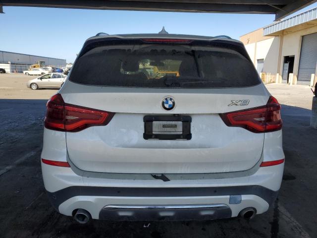 5UXTR9C55JLC83947 - 2018 BMW X3 XDRIVE30I WHITE photo 6