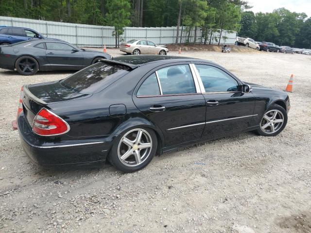 WDBUF70J95A665531 - 2005 MERCEDES-BENZ E 500 BLACK photo 3