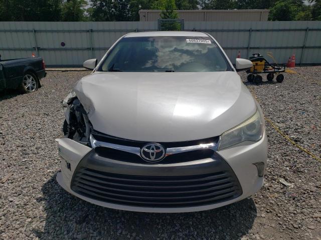 4T1BF1FK6GU157357 - 2016 TOYOTA CAMRY LE WHITE photo 5