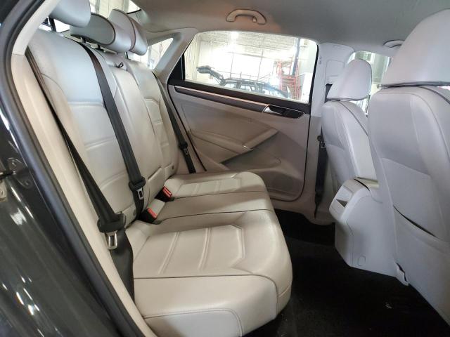 1VWDT7A37HC050847 - 2017 VOLKSWAGEN PASSAT R-LINE Grau Foto 10