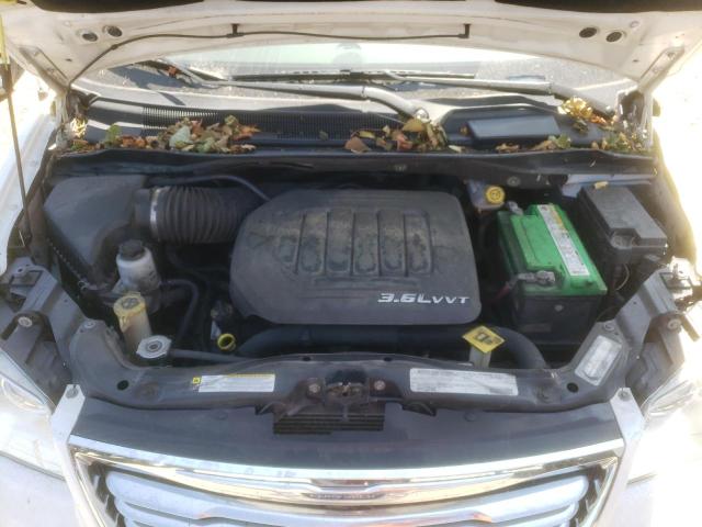 2A4RR5DG2BR697885 - 2011 CHRYSLER TOWN & COU TOURING 白色 照片 12