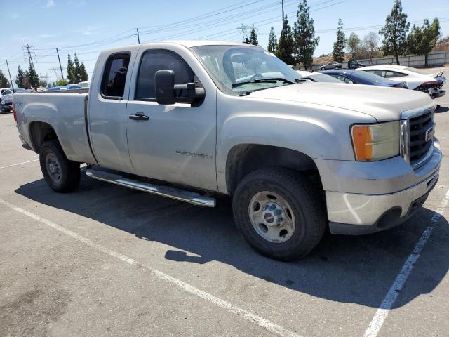 1GTHK29K48E102350 - 2008 GMC SIERRA K2500 HEAVY DUTY BEIGE photo 4