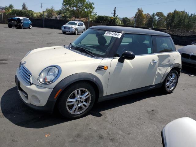 2012 MINI COOPER, 
