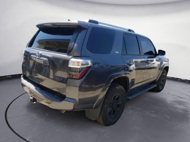 JTENU5JR7P6090285 - 2023 TOYOTA 4RUNNER SE GRAY photo 3