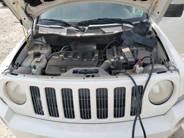 1J4FT28B69D121943 - 2009 JEEP PATRIOT SPORT WHITE photo 12