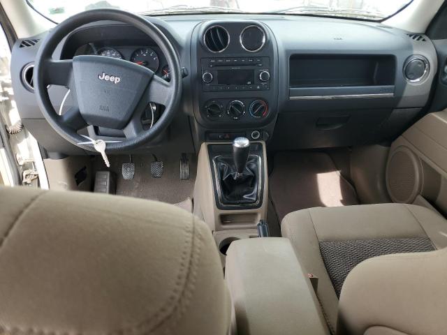 1J4FT28B69D121943 - 2009 JEEP PATRIOT SPORT WHITE photo 8