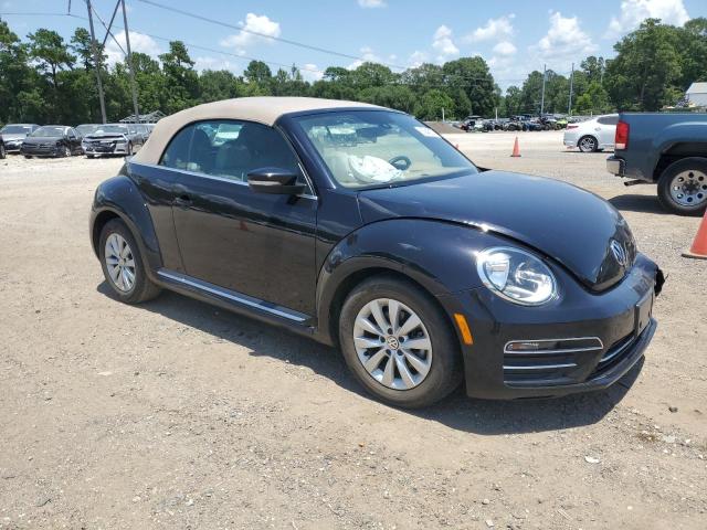 3VW517AT7HM824278 - 2017 VOLKSWAGEN BEETLE S/SE BLACK photo 4