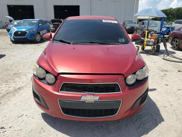 1G1JC5SH3F4158712 - 2015 CHEVROLET SONIC LT წითელი ფოტო 5