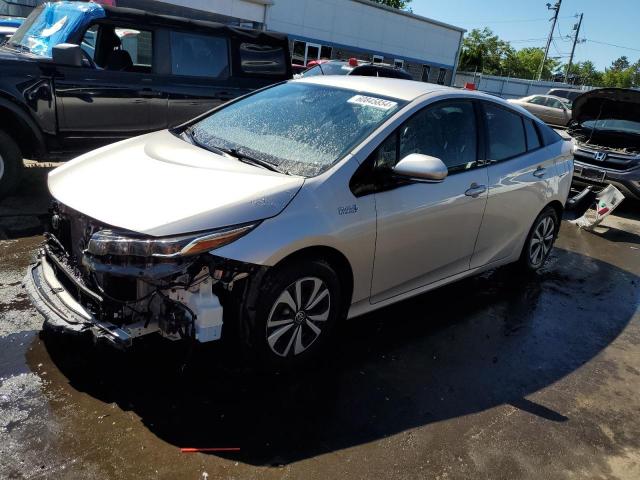 JTDKARFP3J3083793 - 2018 TOYOTA PRIUS PRIM Gümüş foto 1