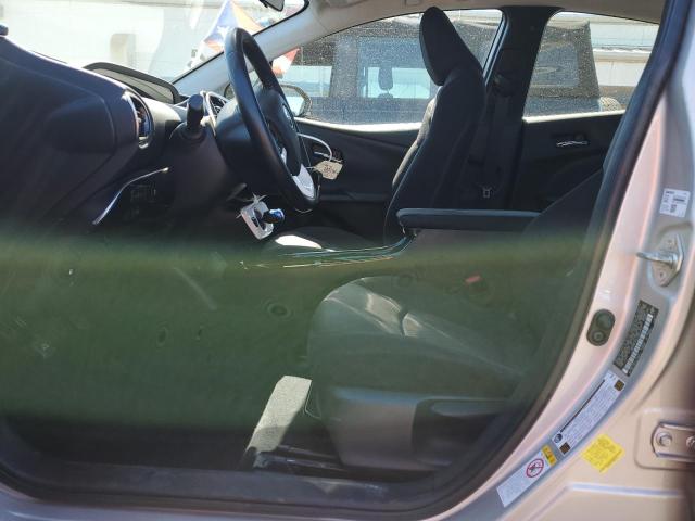 JTDKARFP3J3083793 - 2018 TOYOTA PRIUS PRIM Gümüş foto 7