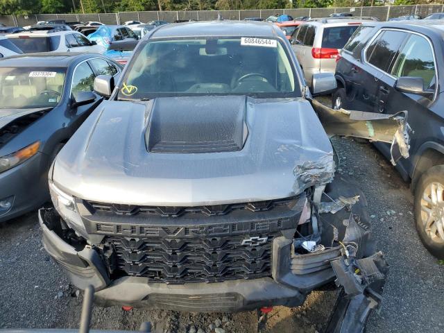 1GCGTEEN8M1123973 - 2021 CHEVROLET COLORADO ZR2 GRAY photo 5