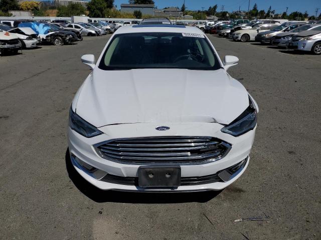 3FA6P0D99JR193920 - 2018 FORD FUSION TITANIUM/PLATINUM WHITE photo 5