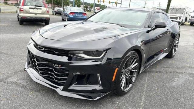 1G1FK1R65J0143943 - 2018 CHEVROLET CAMARO ZL1 黑色 照片 2