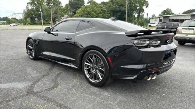 1G1FK1R65J0143943 - 2018 CHEVROLET CAMARO ZL1 黑色 照片 3