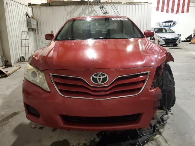 4T4BF3EK4BR203747 - 2011 TOYOTA CAMRY BASE წითელი ფოტო 5