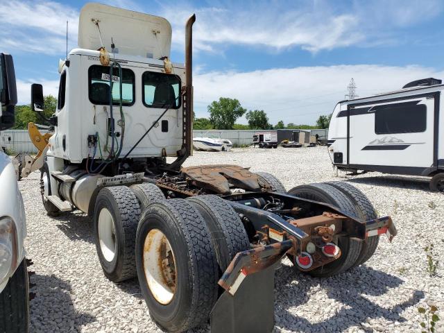 1FUJGEDV5CSBD3162 - 2012 FREIGHTLINER CASCADIA 1 WHITE photo 3