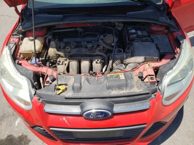 1FADP3F22EL230786 - 2014 FORD FOCUS SE RED photo 11