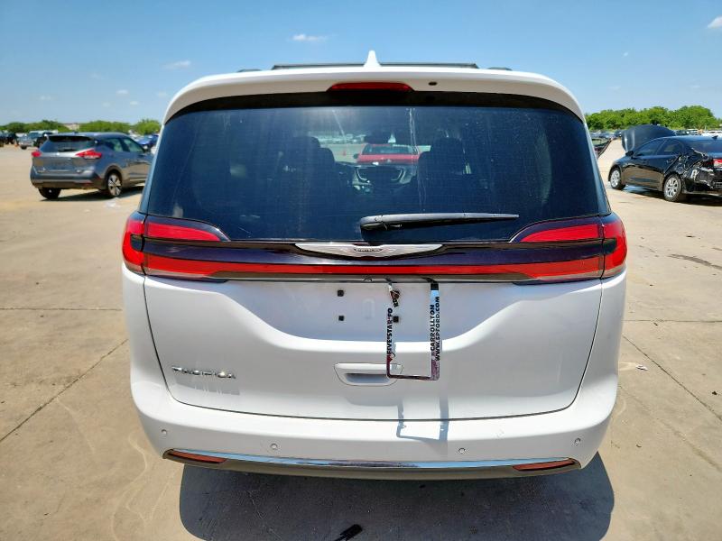 2C4RC1BG8NR125999 - 2022 CHRYSLER PACIFICA TOURING L WHITE photo 6