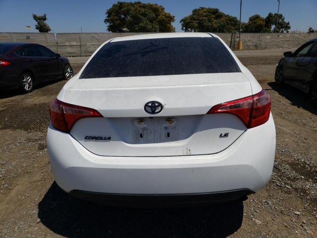 2T1BURHE4KC168413 - 2019 TOYOTA COROLLA L Beyaz fotoğraf 6